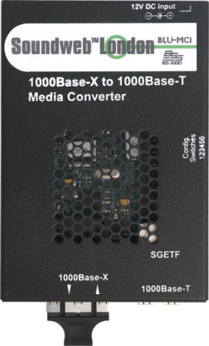 BSS MC-1 медиаконвертер Ethernet/Fiber. Передача сигнала на расстояние до 10км через одномодовый оптический кабель. Блок питания 12VDC в комплекте