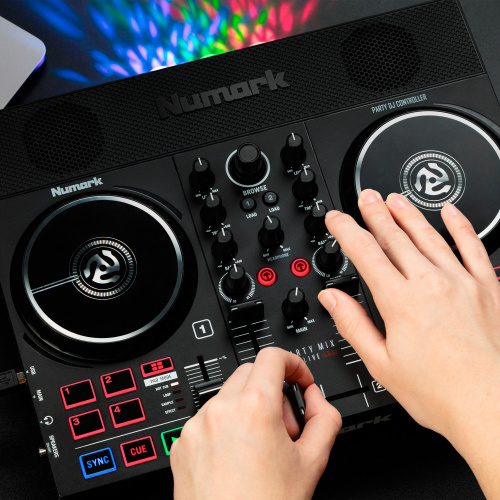 NUMARK PARTYMIX LIVE DJ-контроллер в комплекте ПО Serato фото 3