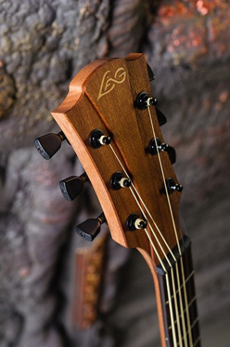 LAG GLA T70ACE Электроакустическая гитара, аудиториум с вырезом и пьезодатчиком, цвет натуральный фото 9