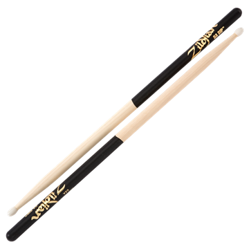 ZILDJIAN 5A BLACK DIP барабанные палочки с деревянным наконечником (прорезиненные, цвет черный), орех