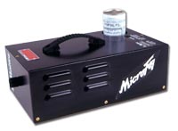 LE MAITRE MICROFOG Компактный дымогенератор, возможность использования до 20 минут без электропитания. Электронный датчик температуры. Выходная мощнос
