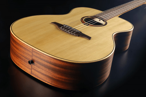 LAG TN-70A Акустическая гитара, Аудиториум с нейлоновыми струнами, цвет натуральный фото 9