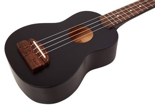 KOHALA KT-SBK укулеле, сопрано, серия TIKI, корпус липа, фигурная подставка, цвет черный фото 3