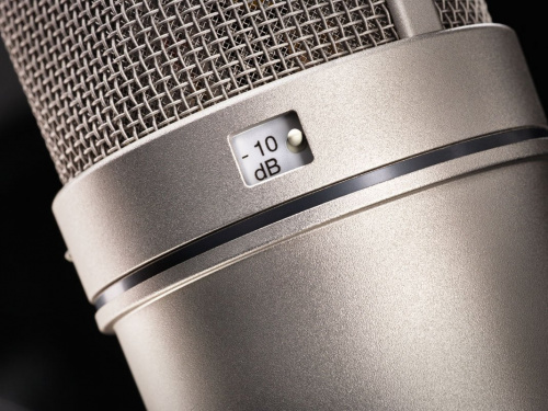 NEUMANN U 87 Ai Studio Set студийный конденсаторный микрофон с держателем типа паук и кейсом цвет фото 7