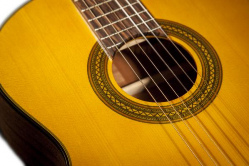 TAKAMINE GC1CE NAT классическая электроакустическая гитара с вырезом, цвет натуральный фото 2