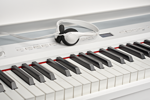 Becker BSP-102W сценическое цифровое пианино, цвет белый, клавиатура стандартная, 88 клавиш фото 7