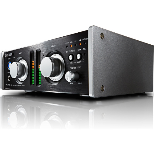 Tascam UH-7000 2-канальный USB аудио интерфейс класса Hi End для платформ Windows и Mac, 24-bit/192kHz, 2вх./4вых.
