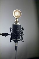 Октава МКЛ-5000 (в деревянном футляре) микрофон
