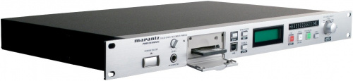 MARANTZ PMD560/N1S Цифровой аудио рекордер, в форматах WAV/MP3 на картаы памяти CF, 1U