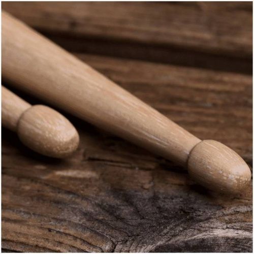 VIC FIRTH 5A Барабанные палочки. орех с деревянным наконечником. L=16 . Dia.=.565 . серии AMERIC фото 3