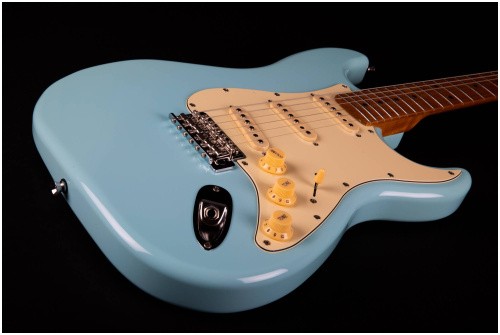 JET JS-300 BL электрогитара, Stratocaster, корпус липа, 22 лада,SSS, tremolo, цвет Sonic blue фото 8