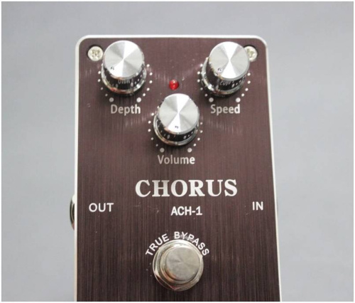 TOMSLINE ACH-1 Педаль эффектов Chorus, питание от БП и батареи 9в