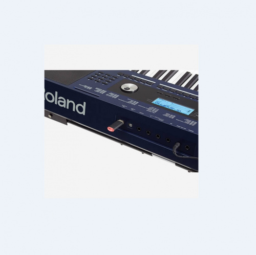 Roland E-X20 синтезатор с автоаккомпанементом, 61 клавиша, 128 полифония, 253 стиля, 656 тембров фото 7