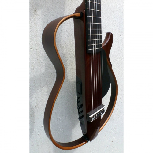 Yamaha Silent SLG200N NATURAL Электроакустическая silent-гитара, нейлоновые струны, цвет NATURAL фото 4