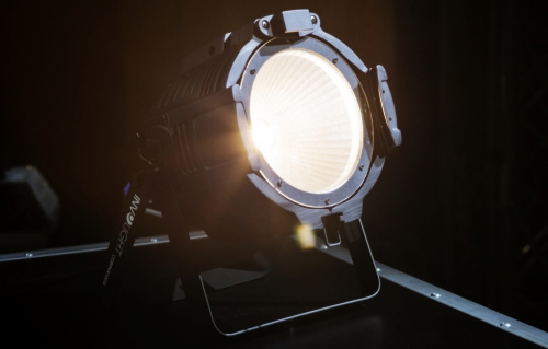 Involight COBPAR100W светодиодный прожектор (чёрн), 100 Вт белый 3200 К (COB) фото 3