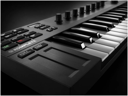 Native Instruments Komplete Kontrol M32 MIDI клавиатура 32 клавиши фото 4