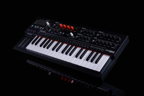 Arturia MiniFreak 37 клавишный гибридный полифонический синтезатор с двумя звуковыми движками фото 3