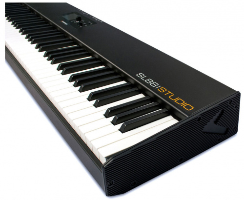 Studiologic SL88 Studio USB MIDI клавиатура, 88 клавиш с молоточковой механикой и послекасанием Fatar TP/100LR, 250 программ, TFT LCD дисплей 320х240  фото 2