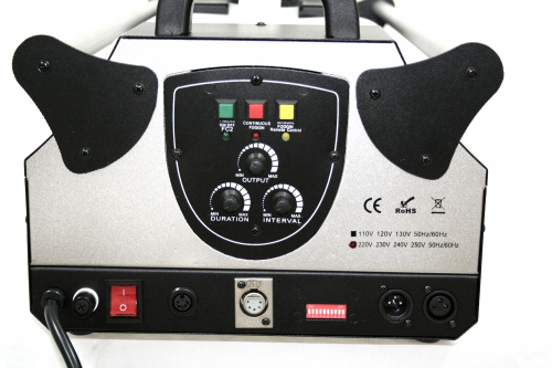 Involight FM3000PRO генератор дыма 3000 Вт, DMX-512, радио ДУ фото 2
