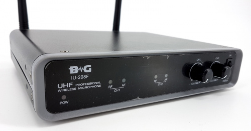 B&G IU-208F Радиосистема вокальная, UHF 500-980MHz, фиксированная частота, 2 ручных микрофона фото 6