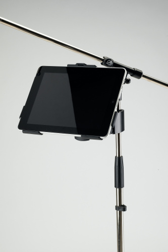 K&M 19722-000-55 держатель для iPad2 с креплением на микрофонную стойку фото 2