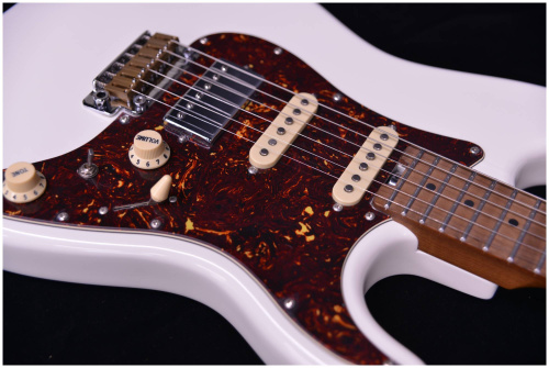 CRAFTER Crema VVS MP Malty White Электрогитара фото 3