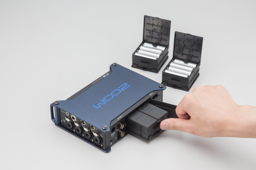 Zoom BCF-8 батарейный блок на 8 батареек AA для аудиорекордера F8 и F4 фото 3