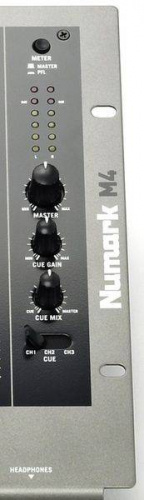 NUMARK M4 3-канальный профессиональный 10" микшер входы: 2 phono/линейных, 4 линейных, 1 микрофонный фото 12