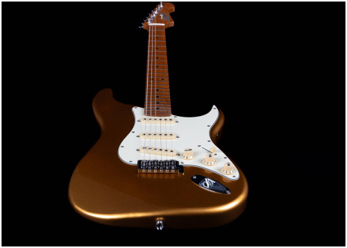 JET JS-300 GD электрогитара, Stratocaster, корпус липа, 22 лада, SSS, tremolo, цвет GD фото 10