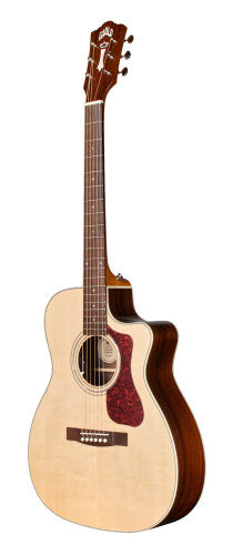 GUILD OM-150CE электроакустическая гитара формы orchestra с вырезом, топ - массив ели, корпус - массив палисандра, цвет - натура