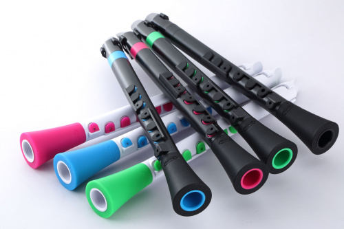 NUVO Dood (Black/Pink) блок-флейта DooD, строй С (до), материал АБС-пластик, цвет чёрный/розовый фото 4