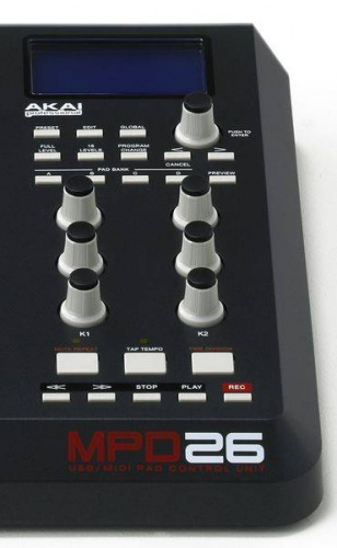 AKAI PRO MPD26 MIDI/USB-контроллер, 16 пэдов, управление Q-Link фото 11