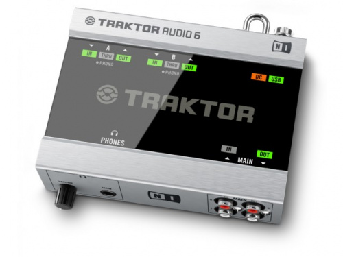 Native Instruments Traktor Scratch A6 Система DVS для DJ, включает в себя USB аудио интерфейс Trakto