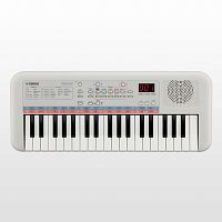 Yamaha PSS-E30 синтезатор с автоаккомпанементом, 37 клавиш, 32 полифония, 28 стили, 49 тембров