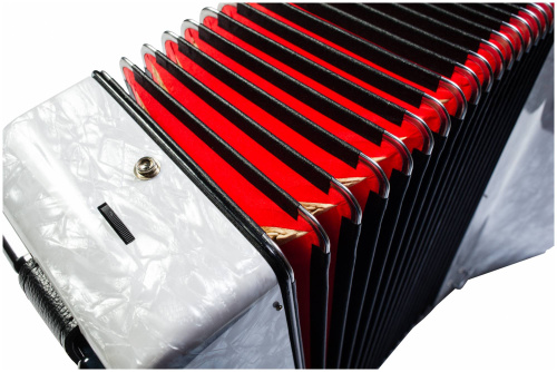 HOHNER The New Bravo III 96 white (A16711/A16712) аккордеон 7/8 фото 5