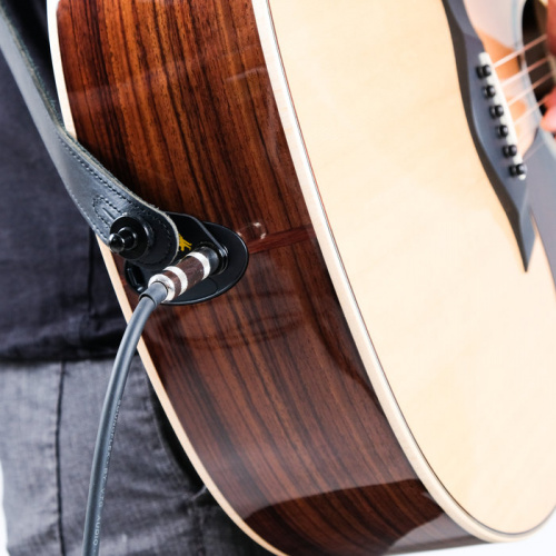 MusicNomad MN272 Acousti-Lok адаптер-стреплок для установки на гитары TAYLOR с батарейным блоком фото 3