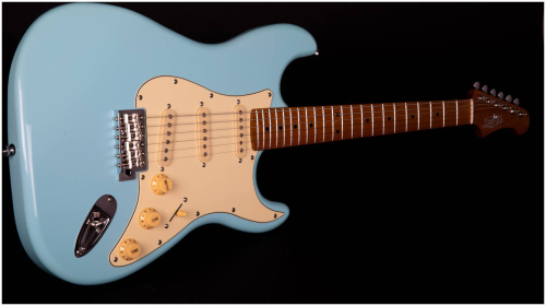 JET JS-300 BL электрогитара, Stratocaster, корпус липа, 22 лада,SSS, tremolo, цвет Sonic blue фото 6