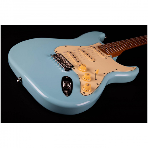 JET JS-300 BL электрогитара, Stratocaster, корпус липа, 22 лада,SSS, tremolo, цвет Sonic blue фото 7