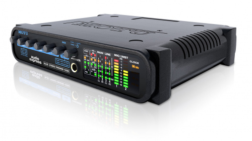 MOTU Audio Express Аудиоинтерфейс IEEE 1394 + USB 2.0, 6х8, аналог 6х6, Mic/Inst x 2 (+48V), наушник