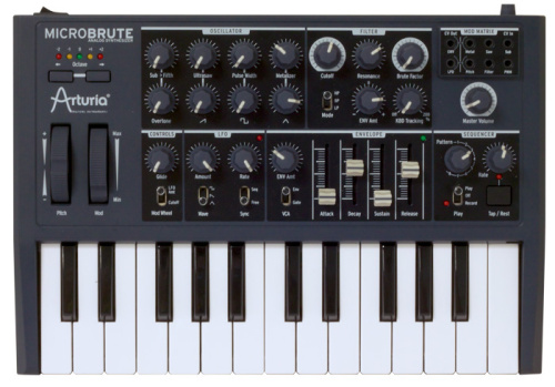 Arturia MicroBrute Монофонический аналоговый синтезатор, 25 мини-клавиш, VC осциллятор, Sub-осциллят