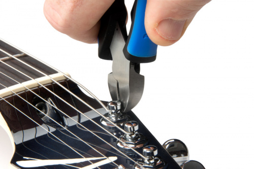 MusicNomad MN226 GRIP Cutter кусачки для гитарных струн с защитной крышкой фото 3