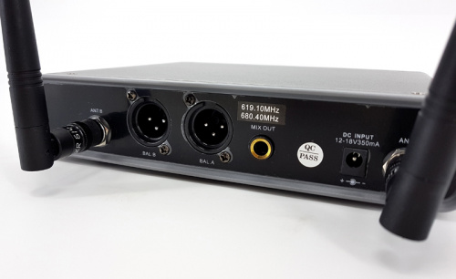 B&G IU-208F Радиосистема вокальная, UHF 500-980MHz, фиксированная частота, 2 ручных микрофона фото 11