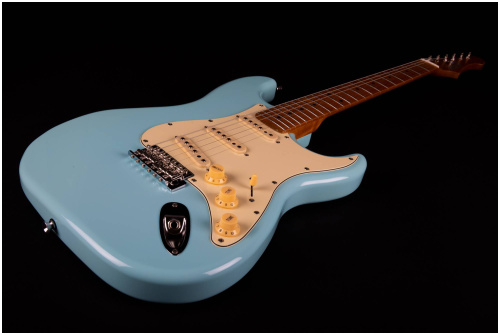 JET JS-300 BL электрогитара, Stratocaster, корпус липа, 22 лада,SSS, tremolo, цвет Sonic blue фото 10