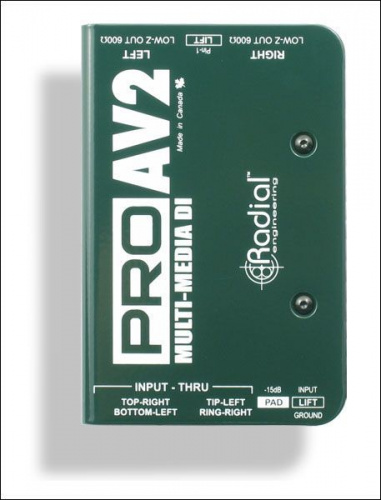 Radial PRO-AV2 двухканальный мультимедиа дибокс., входы/thru 1/8" ,1/4" TRS, 2x RCA, выход 2x XLR
