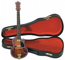 GEWA Miniature Instrument Guitar сувенир акустическая гитара, дерево, 15 см, с футляром