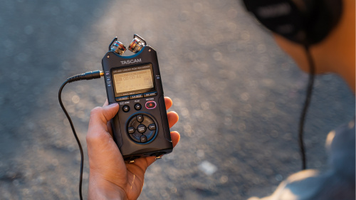 Tascam DR-40X портативный стерео рекордер с встроенными микрофонами фото 8