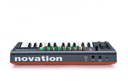 NOVATION Launchkey 25 миди-клавиатура, 25 клавиш, Pitch/Mod контроллеры, питвание от USB фото 3