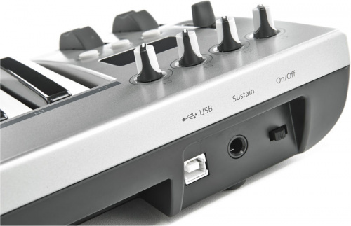 Acorn Masterkey 61 USB MIDI клавиатура, 61 клавиш, колёса высоты и модуляции фото 2
