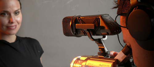 RODE Stereo VideoMic Стерео X/Y накамерный микрофон. Накамерное крепление, двухпозиционный фильтр обреза НЧ линейный и 80Гц, аттенюатор -10дБ, питание фото 3