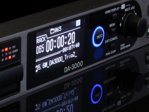 Tascam DA-3000 2-канальный HD мастер-рекордер на SD/SDHC/CF фото 8